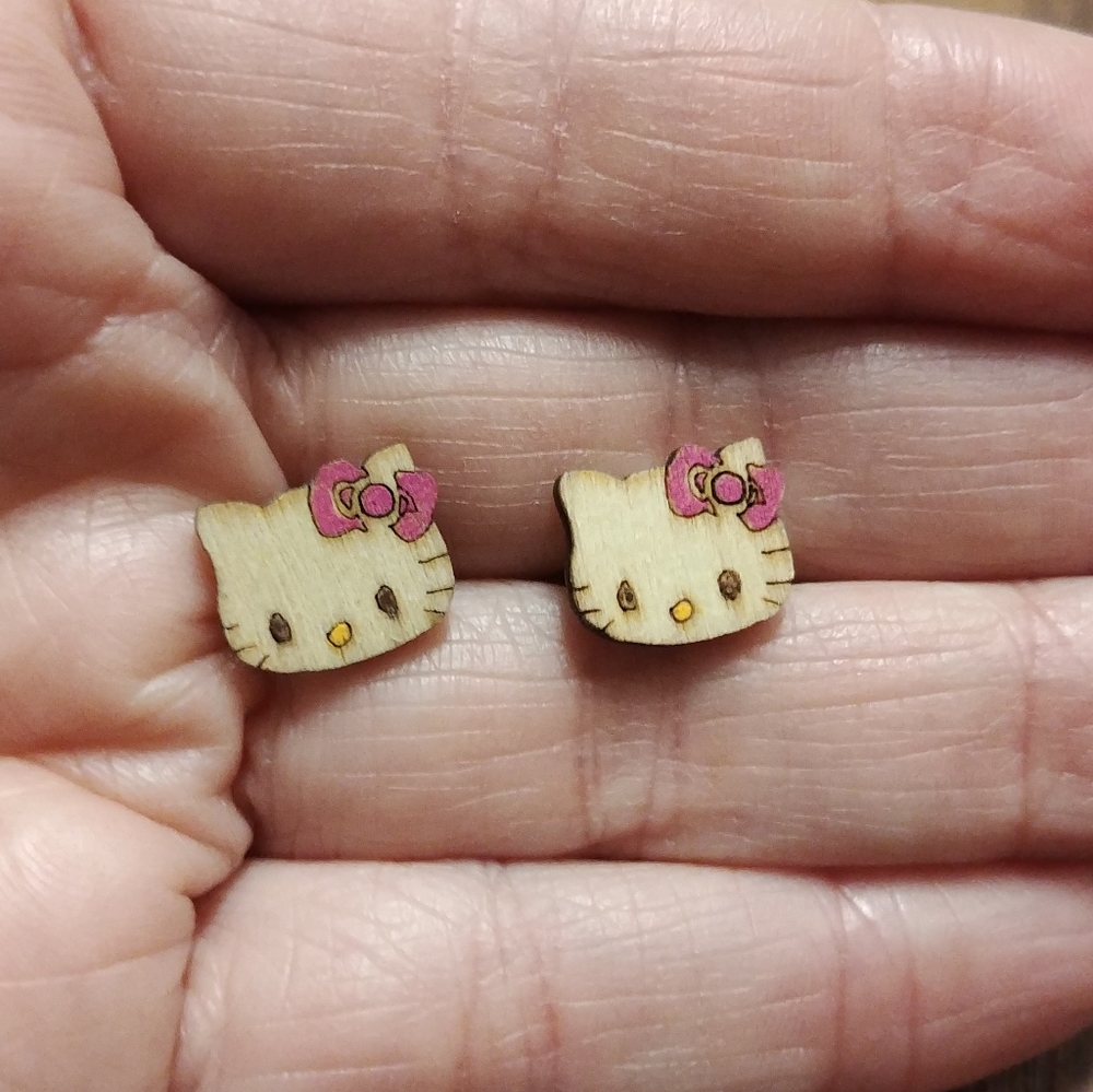 Hello Kitty Pink bow wood stud earrings post